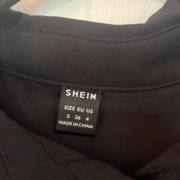 Black dress - Picture 2 of 2